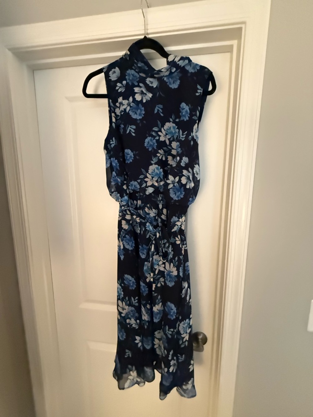 Eliza J Navy Blue Floral Sleeveless Midi Dress